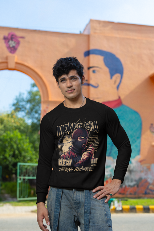 SWEATSHIRT
