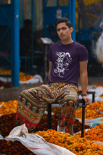 Men's Durga Puja Special Bolo Bolo Durga Elo Printed Oversized T-Shirt