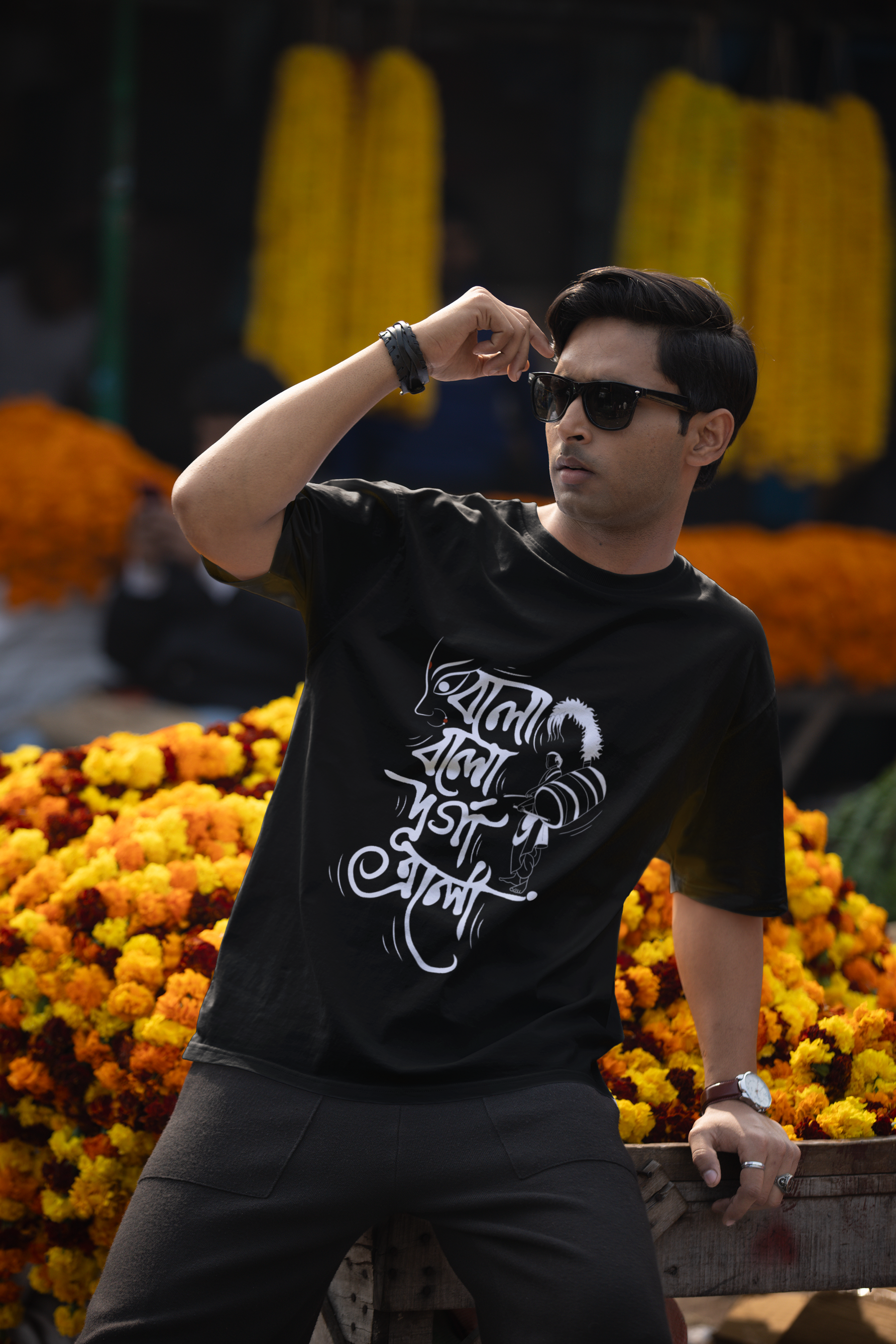 Men's Durga Puja Special Bolo Bolo Durga Elo Printed Oversized T-Shirt