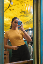 Women's Black Plain Beauty Slim Fit Crop Top