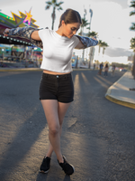 Women's Black Plain Beauty Slim Fit Crop Top